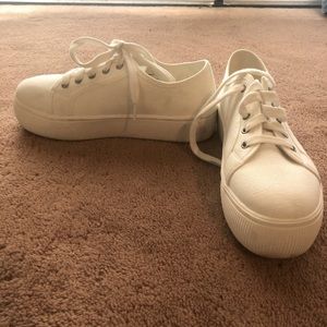 Platform white sneakers Size 8